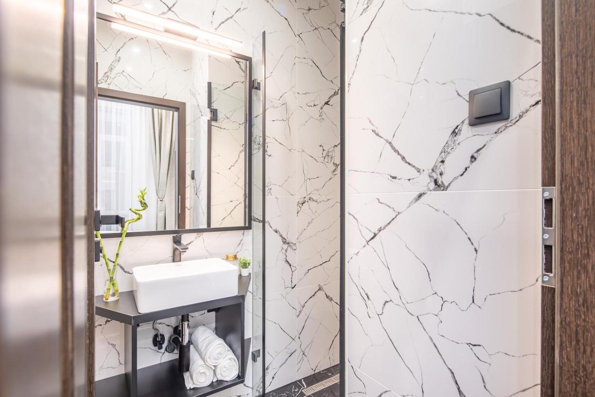 Extreme Central - Luxy Stay Budapest Kültér fotó